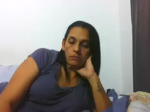 Snapshot of latinbrunettet chatting on January 2025 07:49:01 PM latinbrunettet online show from January 2025 07:49:01 PM