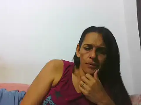 Snapshot of latinbrunettet chatting on January 2025 12:38:01 PM latinbrunettet online show from January 2025 12:38:01 PM