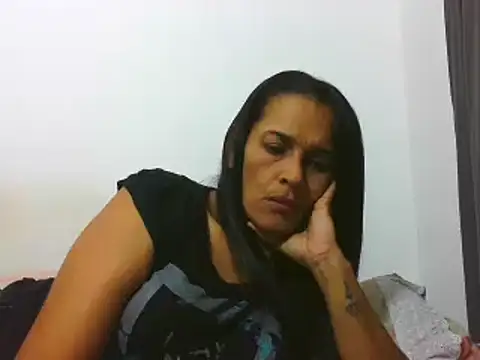 Snapshot of latinbrunettet chatting on February 2025 01:11:02 PM latinbrunettet online show from February 2025 01:11:02 PM