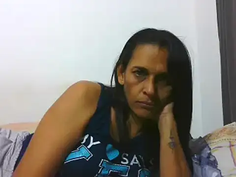 Snapshot of latinbrunettet chatting on February 2025 08:58:02 PM latinbrunettet online show from February 2025 08:58:02 PM