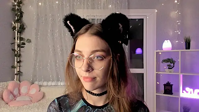 Snapshot of AraCopple chatting on December 2024 11:24:01 PM AraCopple online show from December 2024 11:24:01 PM