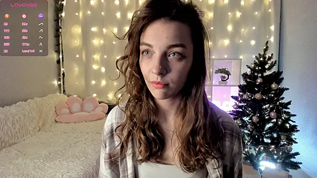 Snapshot of AraCopple chatting on January 2025 12:39:01 AM AraCopple online show from January 2025 12:39:01 AM