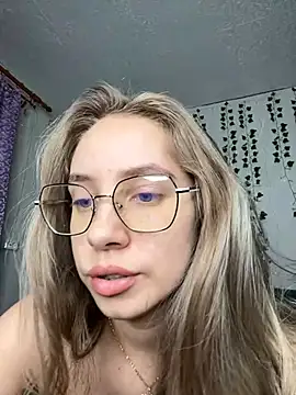 Kitty Katrine online show from February 2025 05:59:01 PM