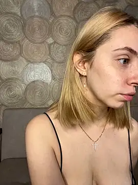 Kitty Katrine online show from October 2025 06:15:02 AM