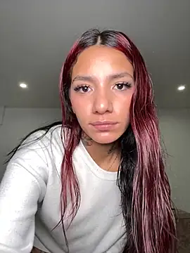 dolcebella online show from November 2025 04:45:02 AM