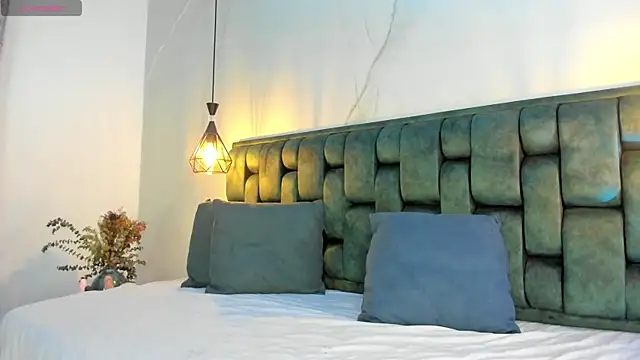 angelswets online show from September 2025 02:21:01 PM