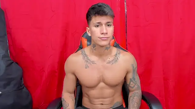 pettergrey1 online show from January 2025 09:31:01 PM