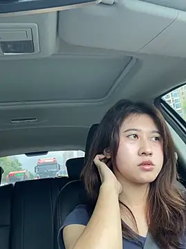 Liliya-77 online show from April 2026 04:10:02 AM