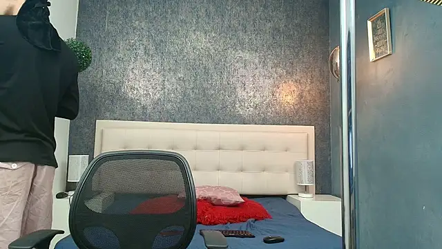 Erick Zhimerman online show from March 2026 04:14:01 AM