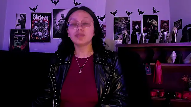 Snapshot of lilith-deveraux chatting on July 2026 05:19:02 PM lilith-deveraux online show from July 2026 05:19:02 PM