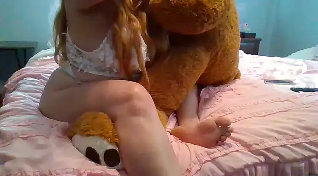 Snapshot of messyclumsyprincess chatting on March 2025 05:53:02 PM messyclumsyprincess online show from March 2025 05:53:02 PM