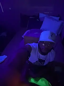 KySir1990 online show from April 2026 12:13:01 PM