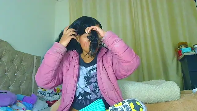 Snapshot of Samary_thomas chatting on May 2026 11:24:01 PM Samary thomas online show from May 2026 11:24:01 PM