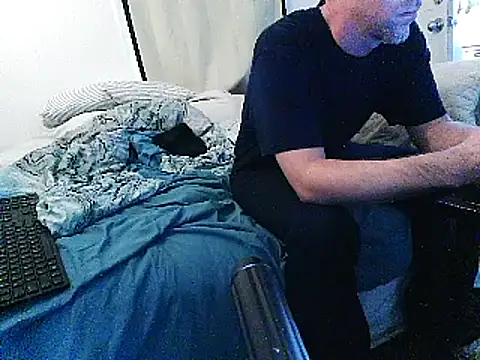 Snapshot of Cooperstone chatting on March 2025 05:17:02 PM Cooperstone online show from March 2025 05:17:02 PM