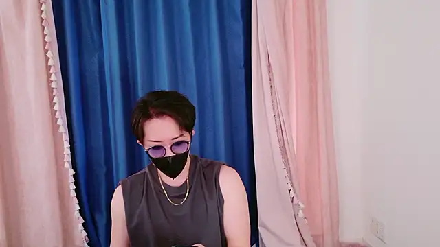 xxx men online show from June 2026 12:52:02 AM