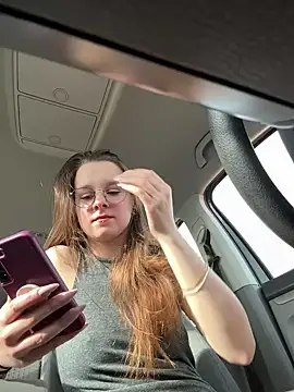 Snapshot of Izzy_Inked chatting on March 2025 10:11:01 AM Izzy Inked online show from March 2025 10:11:01 AM