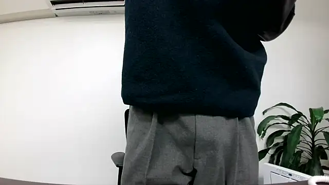 Snapshot of TakuryuJPN chatting on December 2024 09:33:01 PM TakuryuJPN online show from December 2024 09:33:01 PM