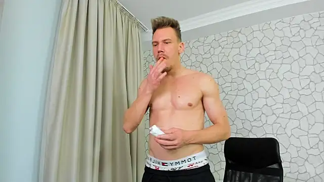 MateoBenjaminX online show from February 2025 10:09:01 PM