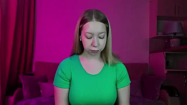 Annabelle Art online show from February 2025 05:37:01 AM
