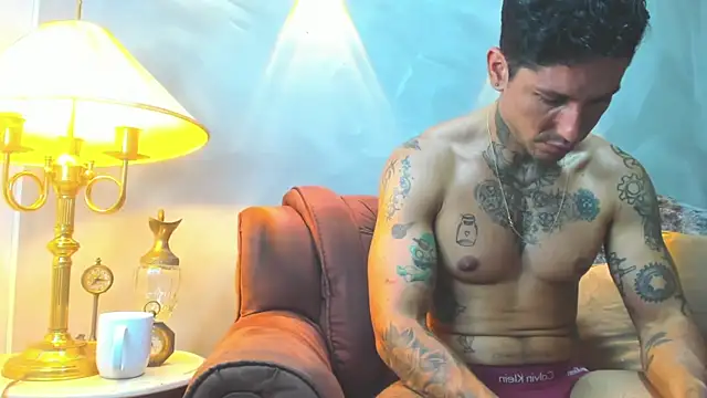 Dylanstonne online show from January 2025 10:28:01 PM