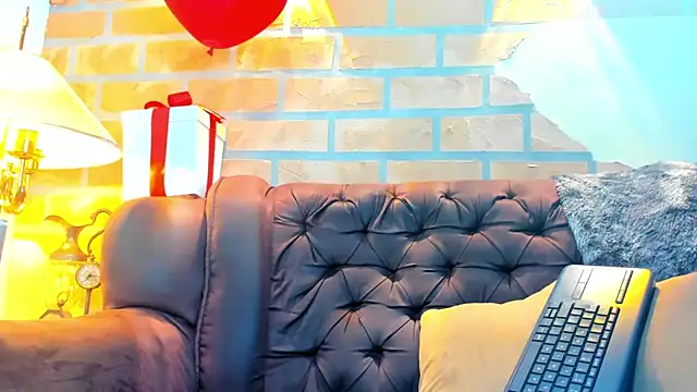 Dylanstonne online show from February 2025 09:48:01 PM