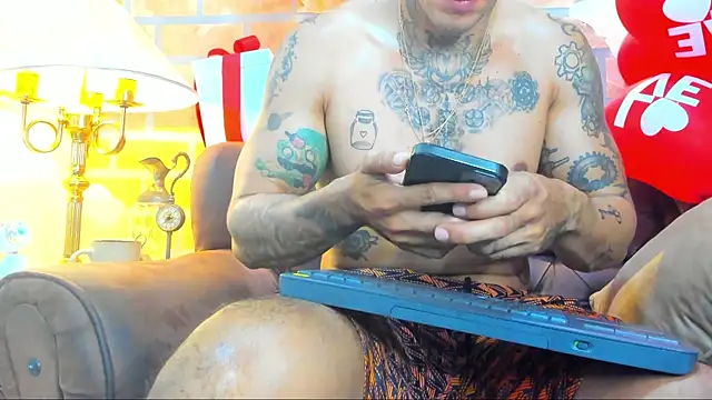 Dylanstonne online show from February 2025 01:14:02 PM