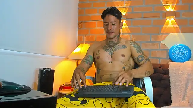 Dylanstonne online show from February 2025 09:35:02 PM