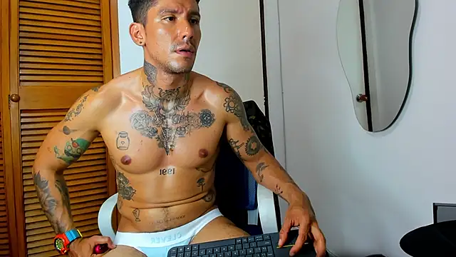 Dylanstonne online show from March 2025 04:24:02 AM