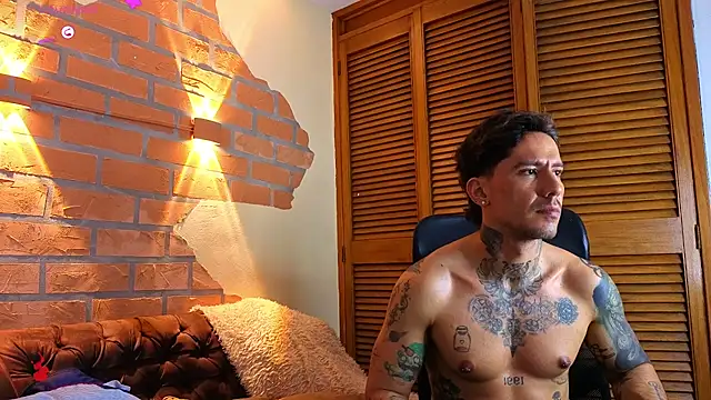 Dylanstonne online show from December 2025 09:21:02 PM