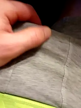 Snapshot of nos2sex69 chatting on December 2024 06:52:02 PM nos2sex69 online show from December 2024 06:52:02 PM