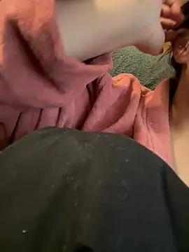 Snapshot of nos2sex69 chatting on December 2024 01:22:02 PM nos2sex69 online show from December 2024 01:22:02 PM