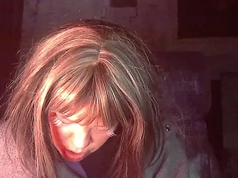 Snapshot of iva_spirit chatting on March 2025 06:43:02 PM iva spirit online show from March 2025 06:43:02 PM