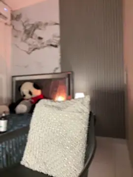 Pink Jazmin online show from April 2026 12:30:01 AM