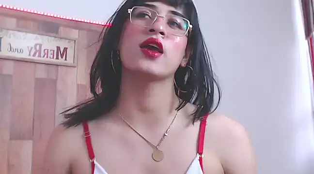 Snapshot of Raven_Whisper chatting on December 2024 07:44:01 PM Raven Whisper online show from December 2024 07:44:01 PM