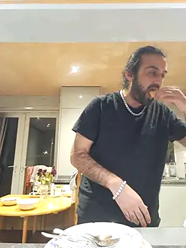 rampartzz online show from March 2025 03:24:01 AM