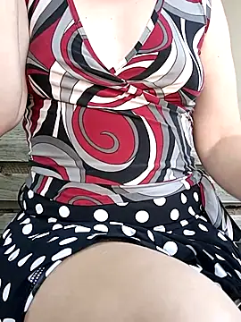 Snapshot of NEW_CRYSTAL chatting on July 2026 07:24:01 AM NEW CRYSTAL online show from July 2026 07:24:01 AM
