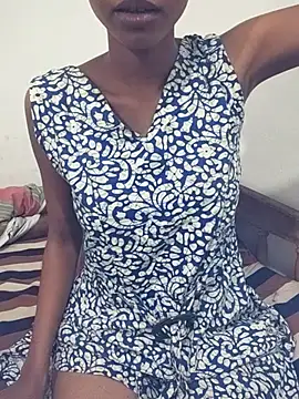 Chamari075 online show from September 2025 04:31:02 PM