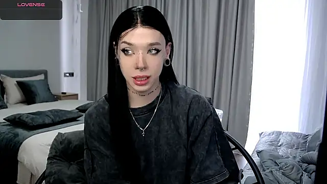 Dasha M online show from February 2026 12:27:01 PM