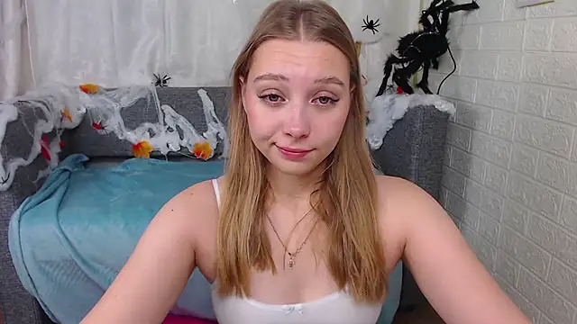 Snapshot of bellaa_love_ chatting on October 2025 12:33:02 AM bellaa love online show from October 2025 12:33:02 AM