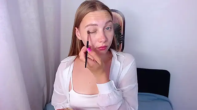 Snapshot of bellaa_love_ chatting on July 2026 12:24:01 AM bellaa love online show from July 2026 12:24:01 AM