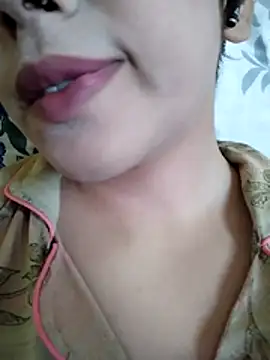 Snapshot of Anki-doll chatting on May 2026 05:36:01 AM Anki-doll online show from May 2026 05:36:01 AM