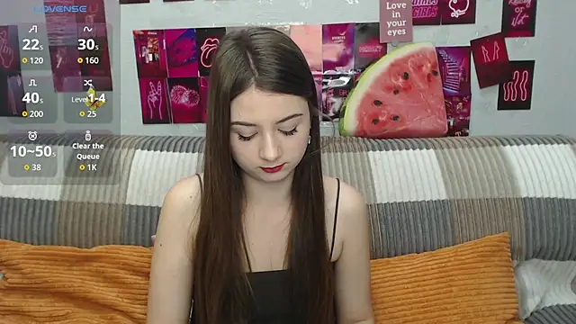 Snapshot of MilanaRoza chatting on July 2026 04:40:01 AM MilanaRoza online show from July 2026 04:40:01 AM