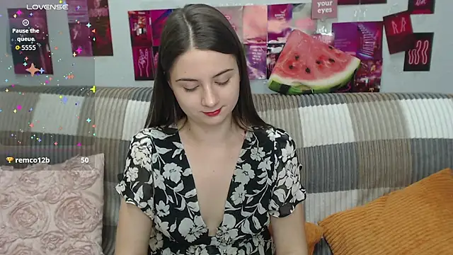 Snapshot of MilanaRoza chatting on July 2026 04:55:01 PM MilanaRoza online show from July 2026 04:55:01 PM