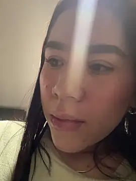 Im Valen Cute online show from December 2024 03:40:01 AM