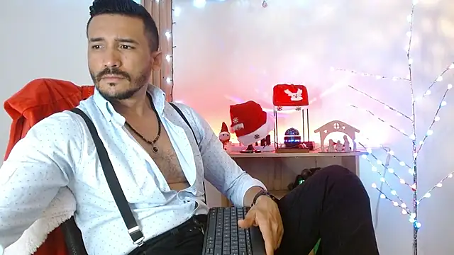 Reiko 85  online show from December 2025 02:54:01 PM