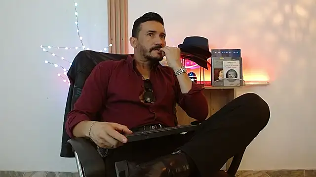 Reiko 85  online show from January 2026 02:33:02 PM