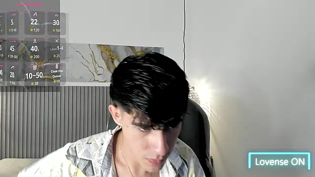 Dyla n18 online show from March 2026 07:57:02 PM