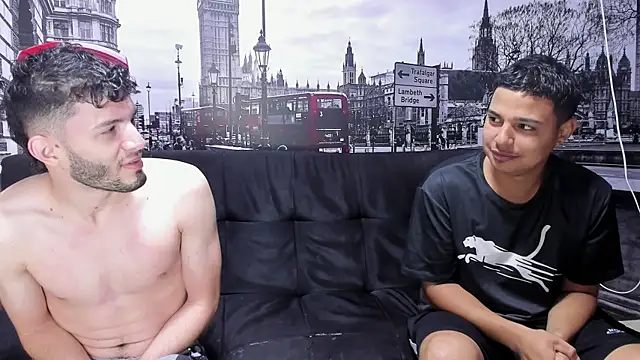 Snapshot of threesome_sexy_hot chatting on December 2024 11:14:02 AM threesome sexy hot online show from December 2024 11:14:02 AM