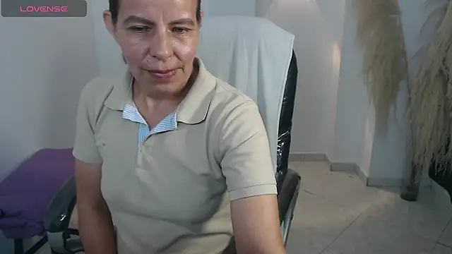 Milf karlye online show from December 2025 03:11:01 AM