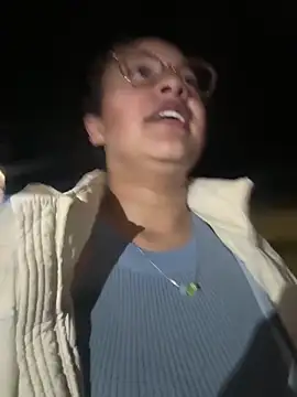 Snapshot of Liulee chatting on March 2026 01:07:02 AM Liulee online show from March 2026 01:07:02 AM